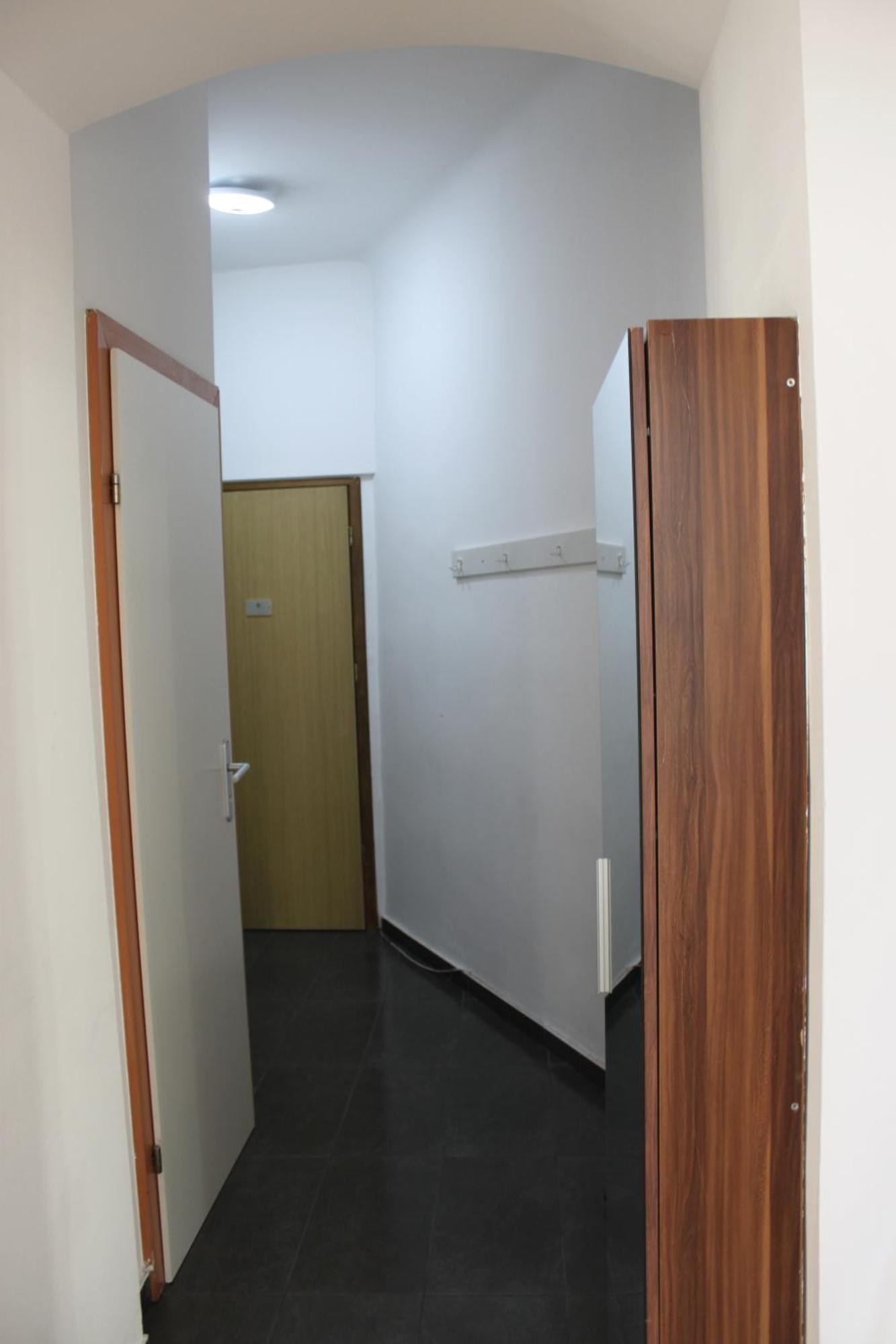 Schoene Eigentumswohnung Im 10 Bezirk Viena Exterior foto